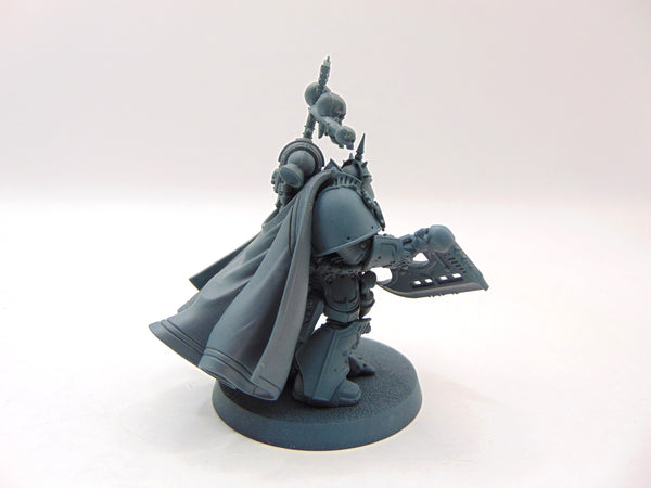 Praetor with Power Axe