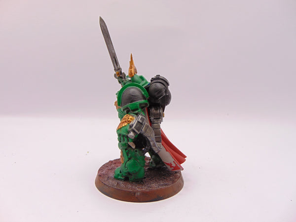 Primaris Captain in Gravis Armour