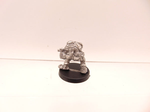 RTB2 Space Ork Raider Boy with Bolta