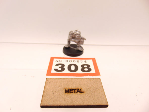 RTB2 Space Ork Raider Boy with Bolta