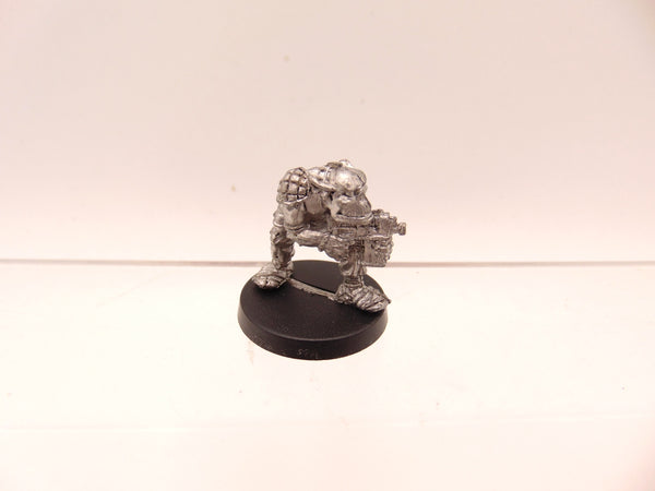 RTB2 Space Ork Raider Boy with Bolta