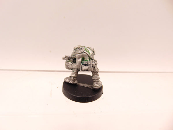RTB2 Space Ork Raider Boy with Bolta