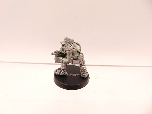 RTB2 Space Ork Raider Boy with Bolta