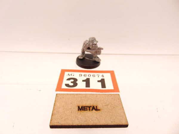 RTB2 Space Ork Raider Boy with Bolta