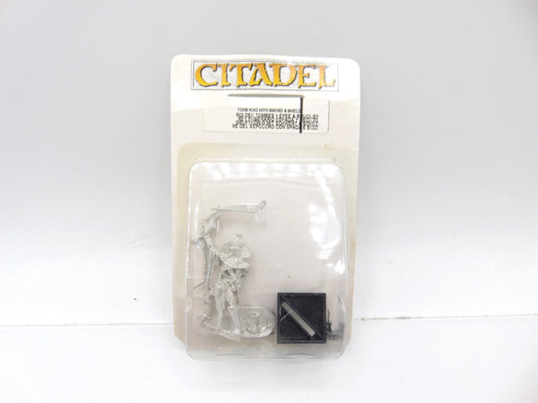 Tomb King with Sword & Shield