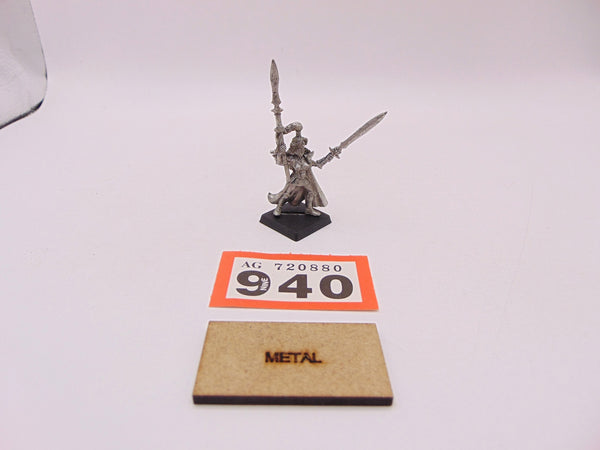 Everqueen Maiden Guard Champion