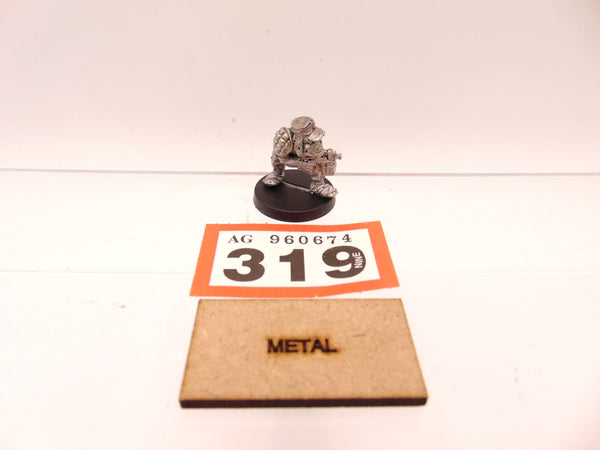 RTB2 Space Ork Raider Boy with Bolta