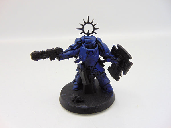 Primaris Lieutenant with Storm Shield