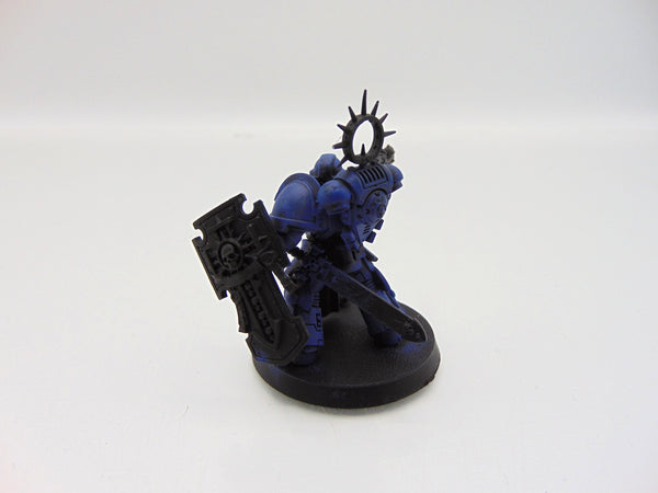 Primaris Lieutenant with Storm Shield