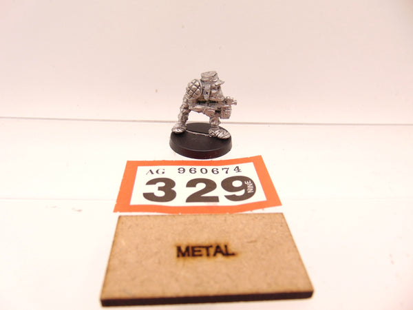 RTB2 Space Ork Raider Boy with Bolta