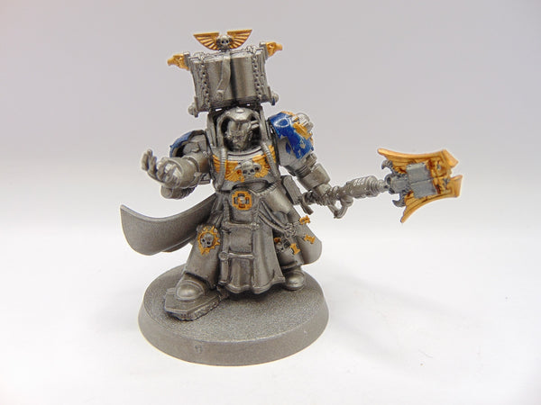 Librarian in Terminator Armour