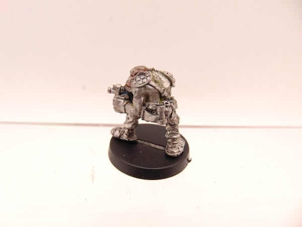 RTB2 Space Ork Raider Boy with Bolta