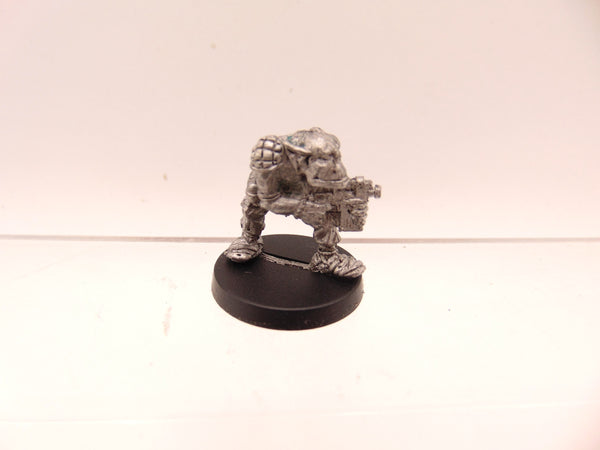 RTB2 Space Ork Raider Boy with Bolta