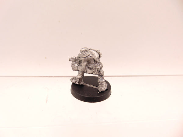 RTB2 Space Ork Raider Boy with Bolta