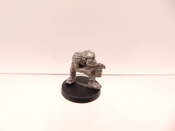 RTB2 Space Ork Raider Boy with Bolta