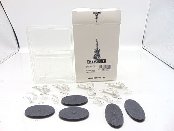 Daemonettes on Steeds