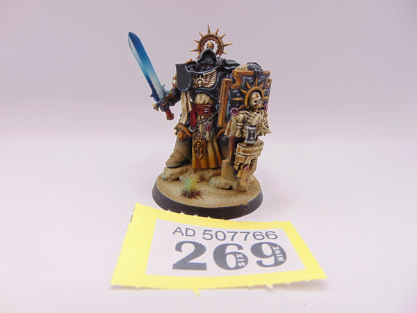 Primaris Captain with Relic Shield