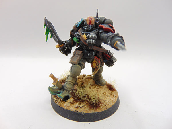 Primaris Lieutenant with Combi Weapon