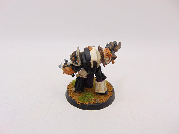 Chaos Lord in Terminator Armour Conversion