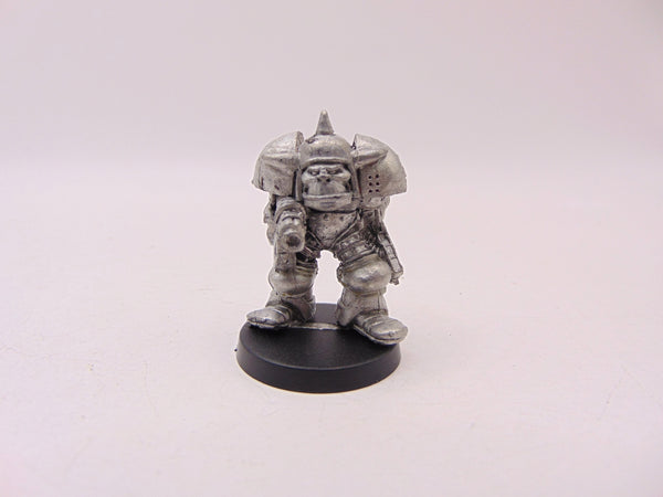 Ork Boss With Kustom Bionik Arm
