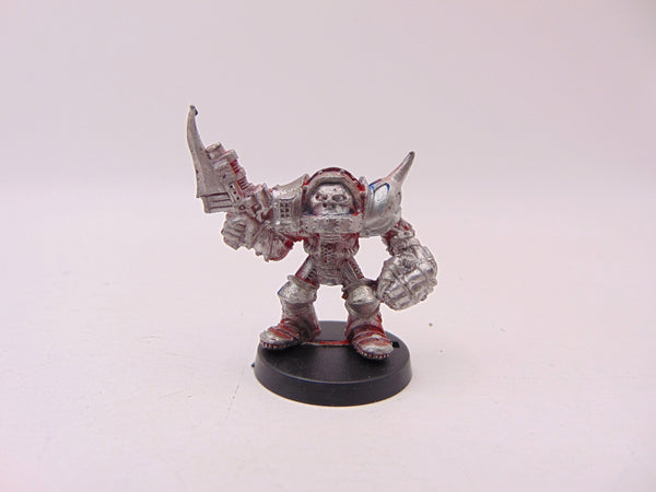 Ork in 'eavy Armour / Ork Noble