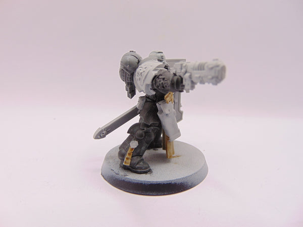 Primaris Lieutenant with Storm Shield