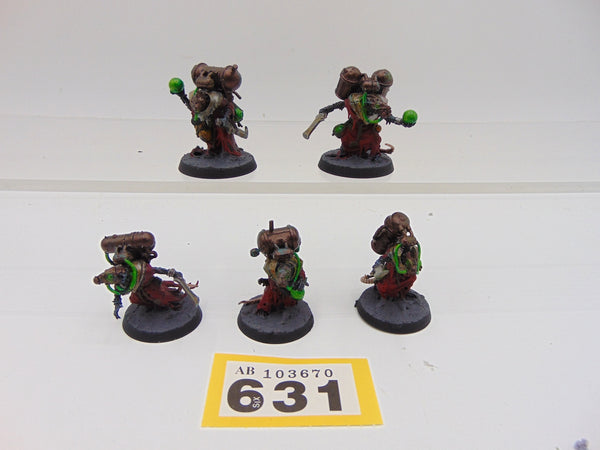 Acolyte Globadiers