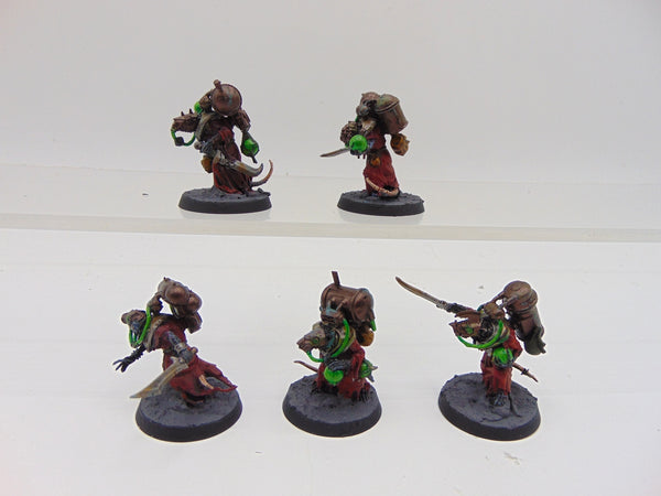 Acolyte Globadiers