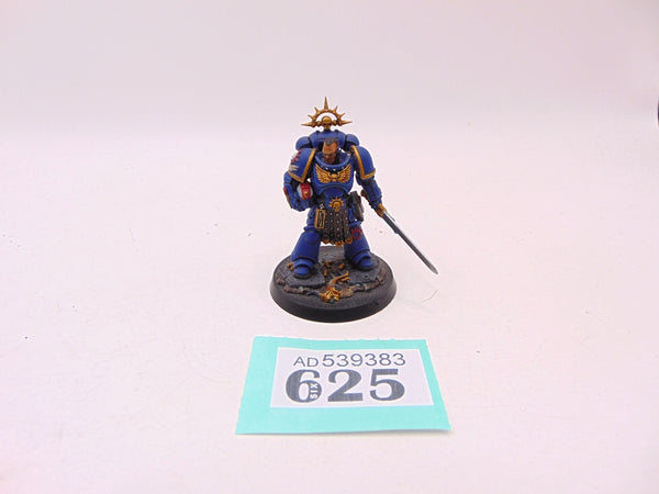 Primaris Lieutenant Amulius