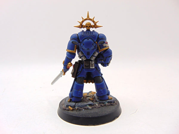Primaris Lieutenant Amulius