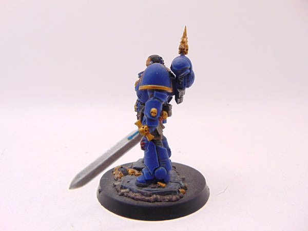 Primaris Lieutenant Amulius