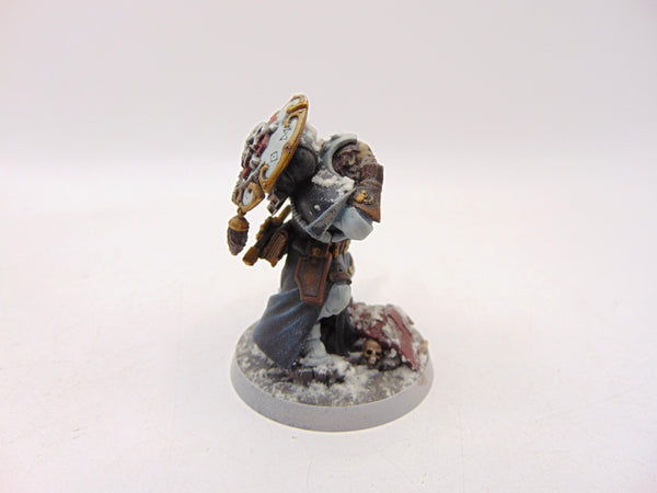 Primaris Librarian in Phobos Armour
