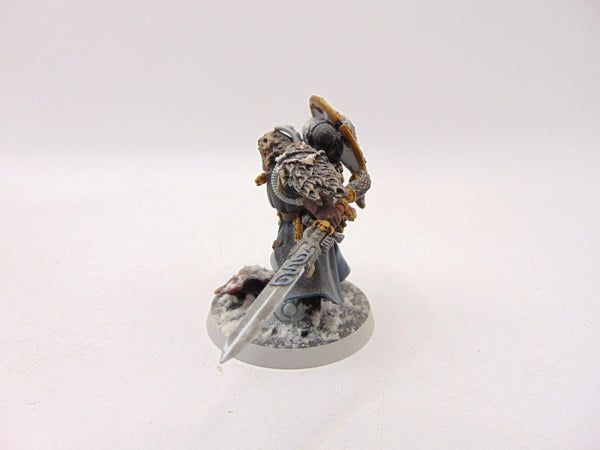 Primaris Librarian in Phobos Armour