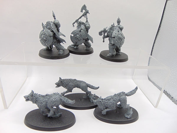 Wolf Guard Headtakers