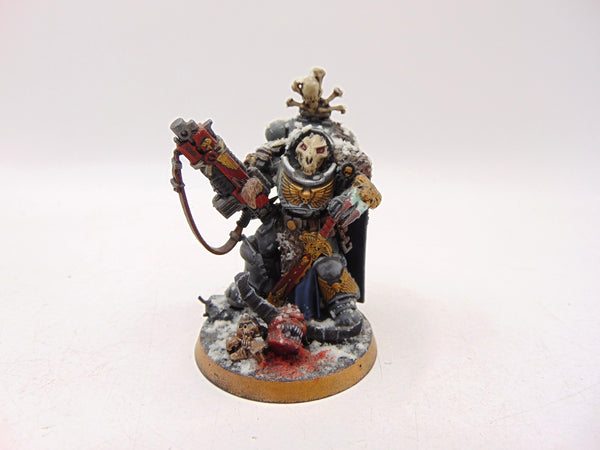 Primaris Captain in Gravis Amrour