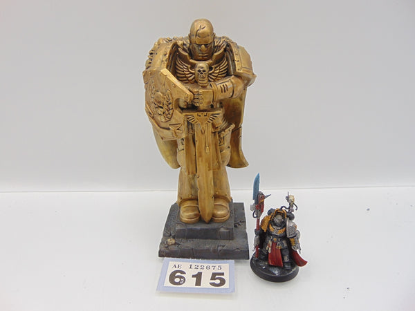 Honoured Imperium Statue