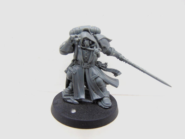 Primaris Librarian in Phobos Armour