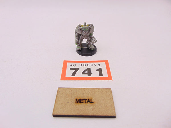 Ork Boss Kustom Weapon and Bionik Arm
