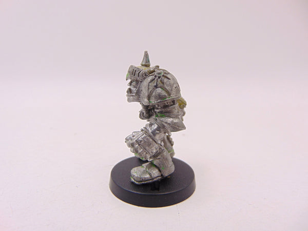 Ork Boss Kustom Weapon and Bionik Arm