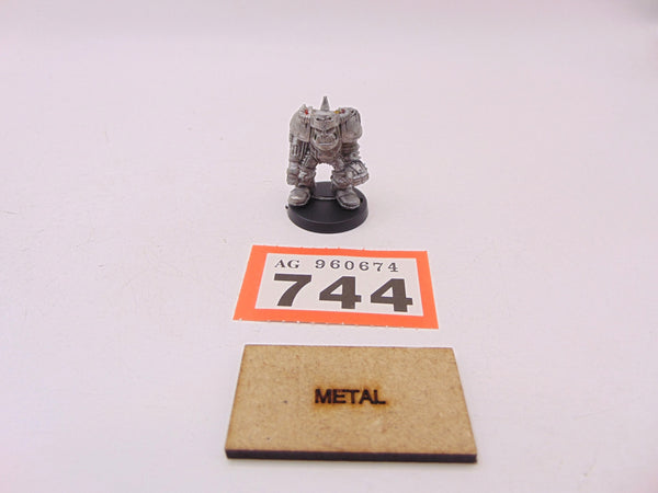 Ork Boss Kustom Weapon and Bionik Arm