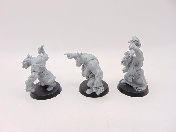 The WAAAGHS - Orc Cheerleaders