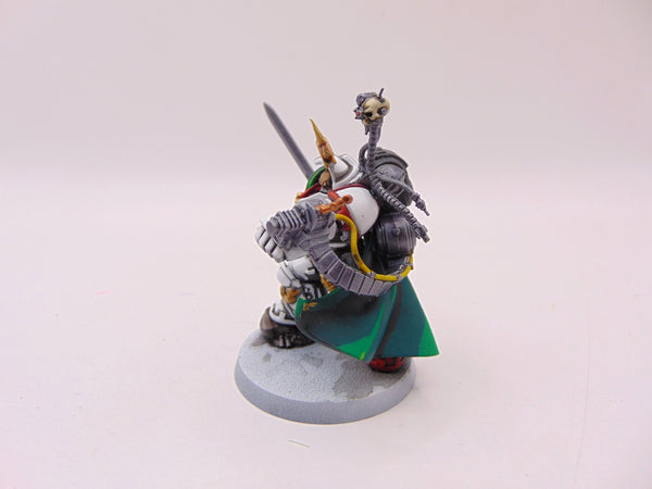 Primaris Captain in Gravis Armour