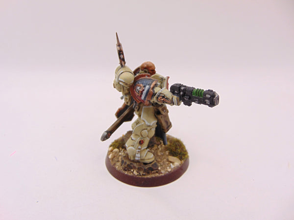 Primaris Lieutenant with Storm Shield