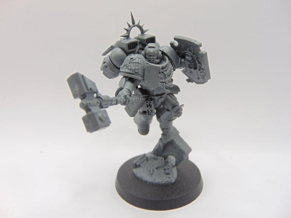 Primaris Captain with Jump Pack