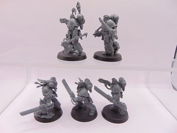 Grey Hunters
