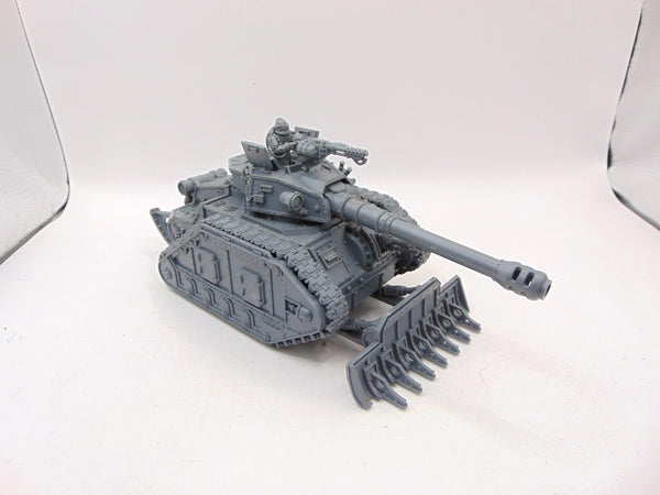 Solar Auxilia Leman Russ Strike/Command Tank