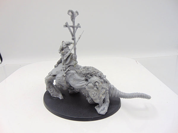 Skaven Warlord on Brood Horror