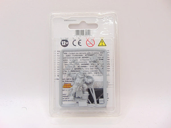 Warrior Priest with Hand Weapon & Shield