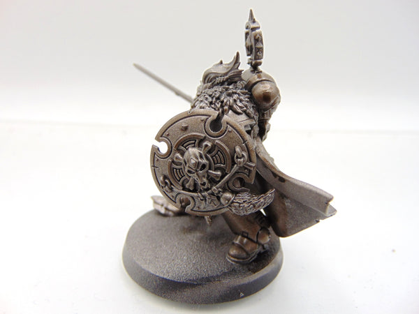Wolf Guard Battle Leader