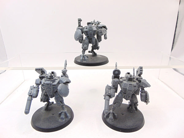 Crisis Battlesuits